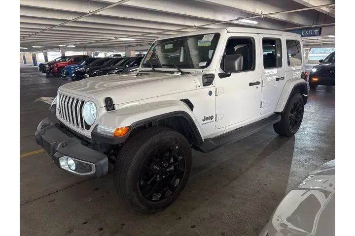 $34995 : Jeep Wrangler 2025 4x4 Sahar image 1