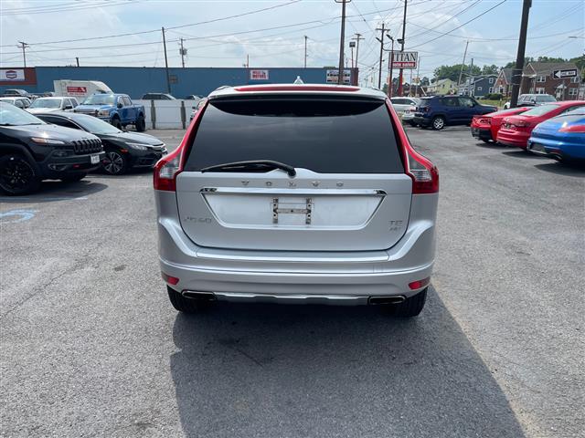 $14998 : 2015 XC60 image 6