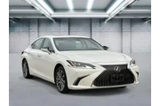 $27995 : Lexus ES 350 2021 4dr Sedan thumbnail