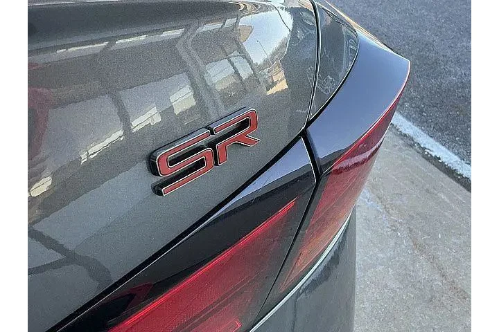 $20988 : Nissan Altima 2024 2.5 SR 4d image 8