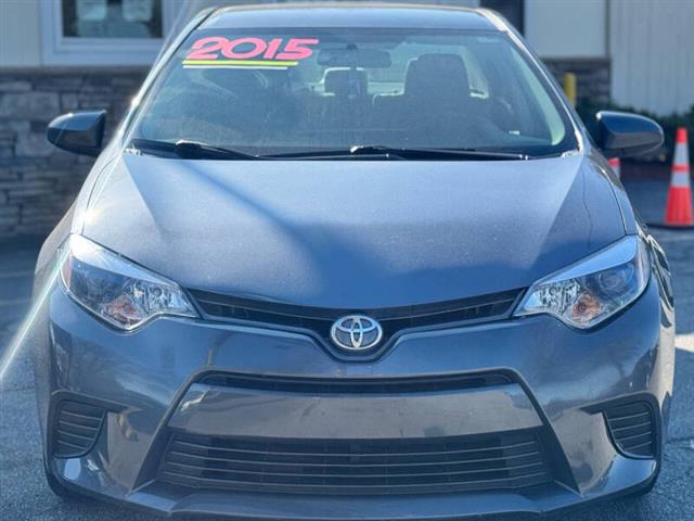 2015 Corolla LE image 3