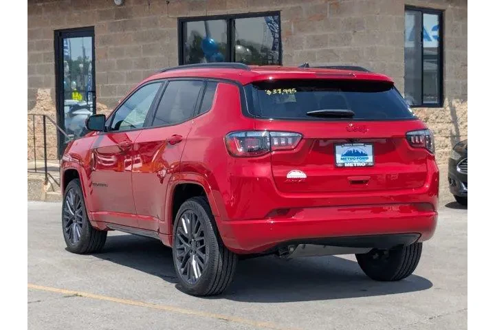 $28799 : Jeep Compass 2023 4x4 Limite image 6