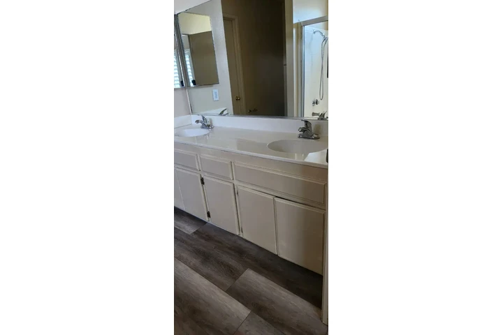 $750 : RECAMARA COLTON image 3