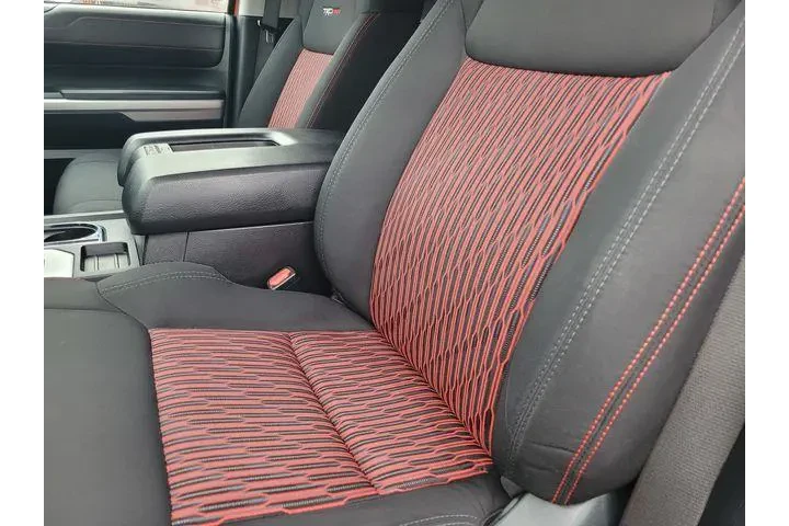 $32031 : Toyota Tundra 2015 4x4 SR5 4 image 9