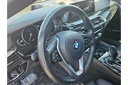 $20000 : BMW 5 Series 2019 530i 4dr S thumbnail