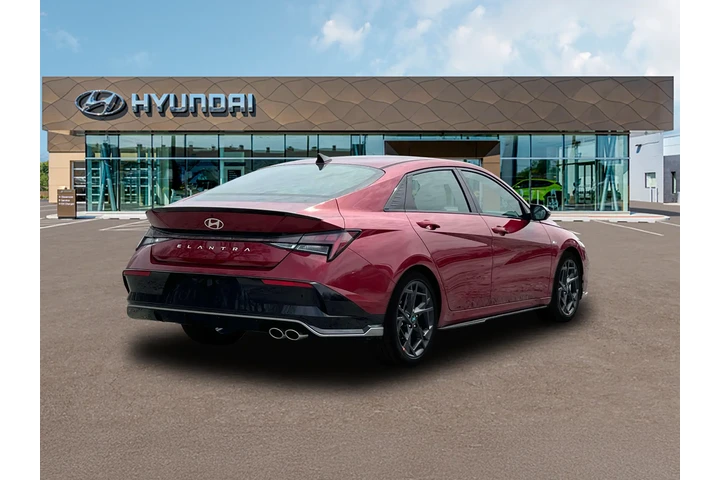 $25915 : Hyundai ELANTRA 2025 N Line image 7