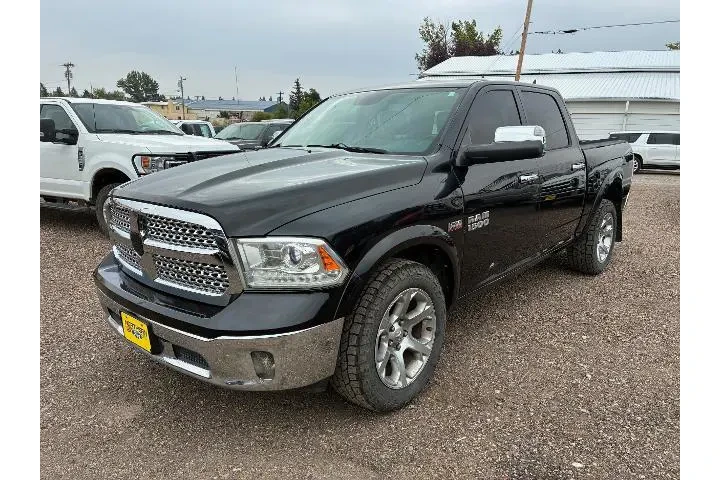 $23995 : Ram 1500 2015 4x4 Laramie 4d image 2