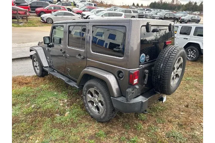 $20988 : Jeep Wrangler Unlimited 2017 image 2