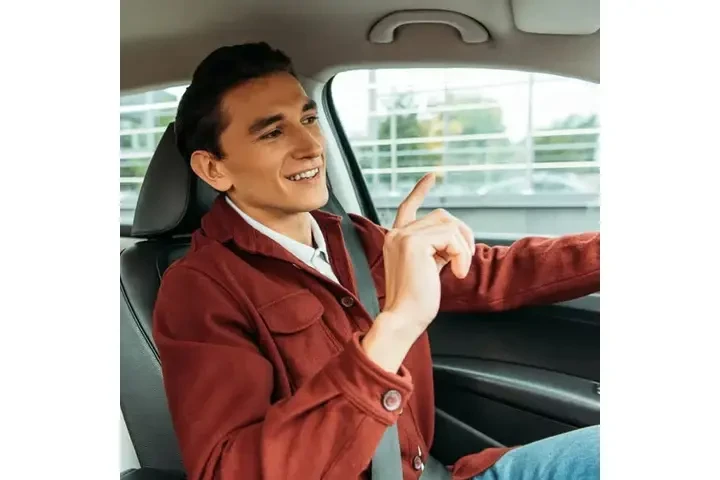 TAXI DISPONIBLE 24/7 image 2