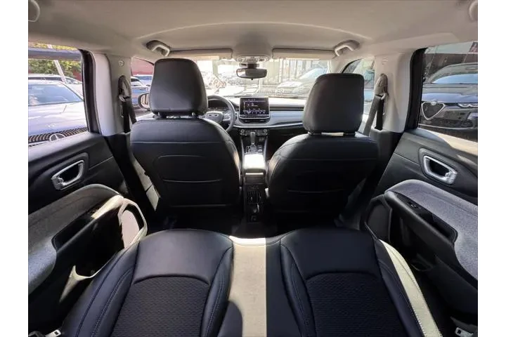 $17595 : Jeep Compass 2022 4x4 Latitu image 9