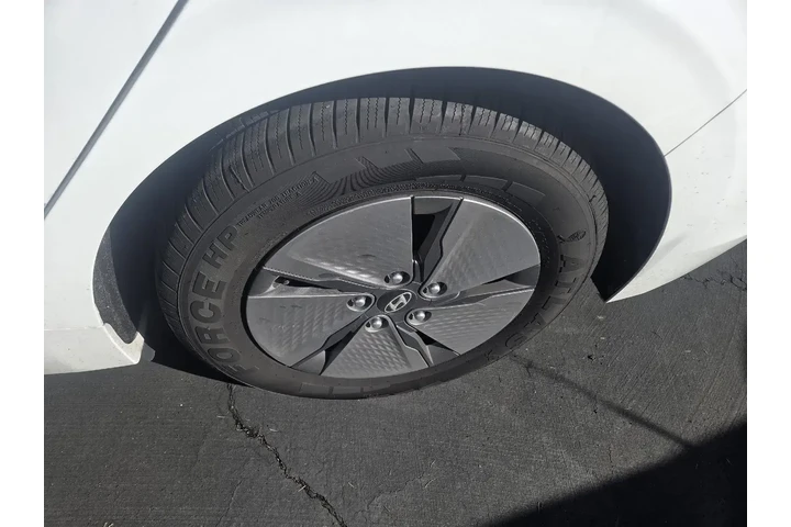 $14495 : Hyundai IONIQ Hybrid 2020 SE image 7