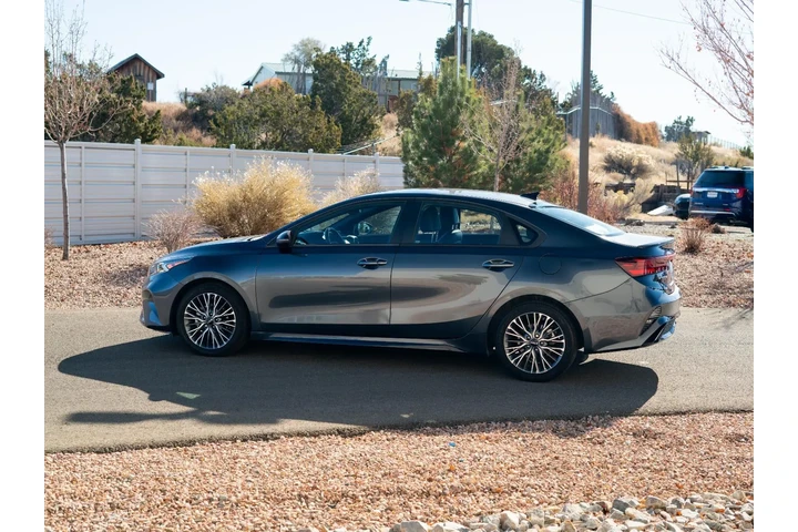 $21547 : 2024 Forte GT-Line image 8