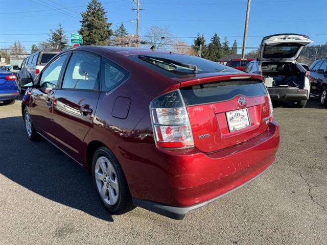 $6995 : 2005 Prius image 5