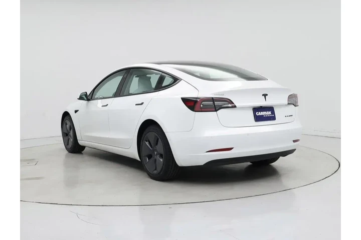 $28998 : Tesla Model 3 2022 AWD Long image 2