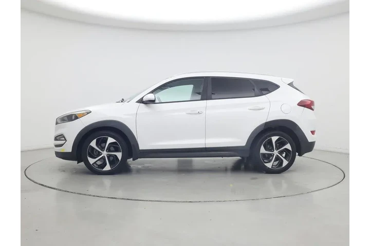 $12599 : Hyundai TUCSON 2016 Sport 4d image 3