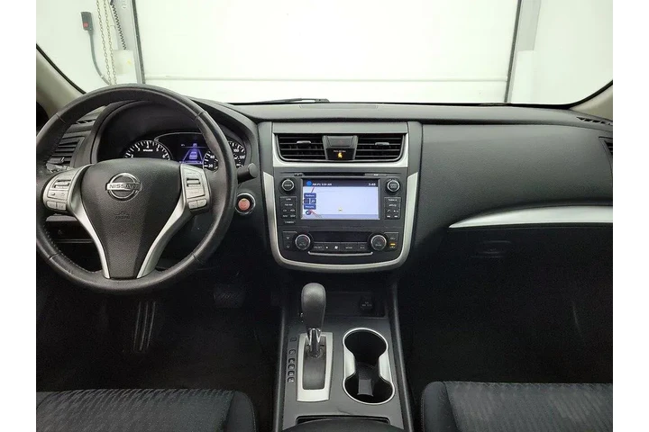 $13998 : Nissan Altima 2016 2.5 SV 4d image 9