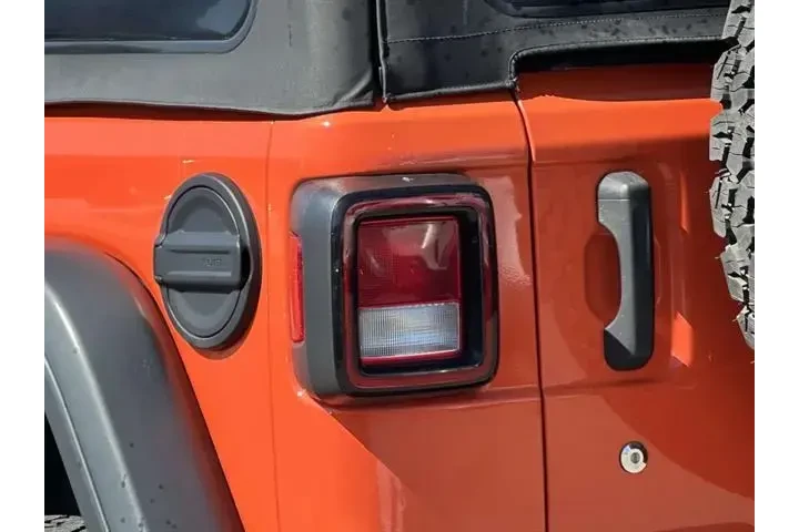 $28859 : Jeep Wrangler Unlimited 2020 image 9