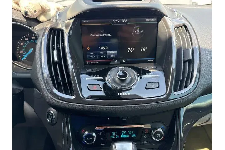 $9999 : Ford Escape 2014 Titanium 4d image 8