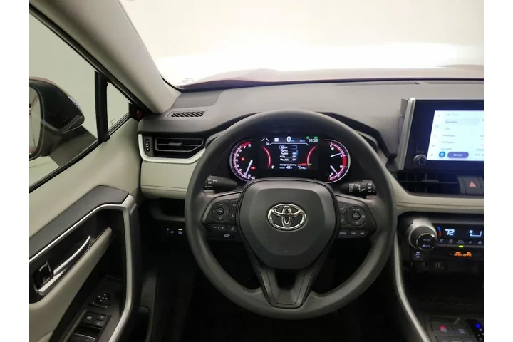 $29998 : Toyota RAV4 2023 XLE 4dr SUV image 10