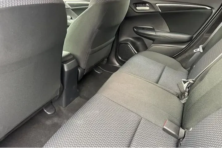 $12592 : Honda Fit 2019 LX 4dr Hatchb image 6