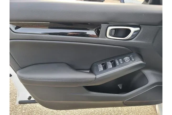 $28372 : Honda Civic 2024 Sport Touri image 10