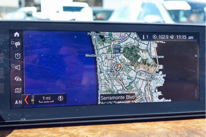 $15000 : BMW 5 Series 2018 530e iPerf image 7