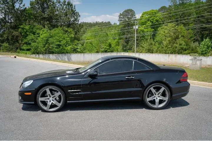 $21999 : Mercedes-Benz SL-Class 2009 image 5
