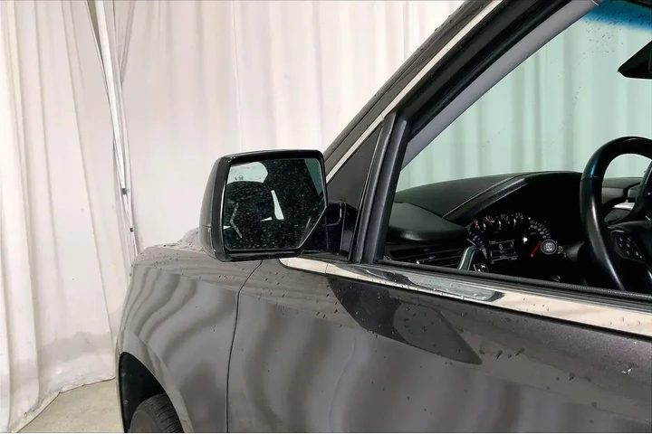 $22345 : Chevrolet Tahoe 2016 4x4 LT image 10