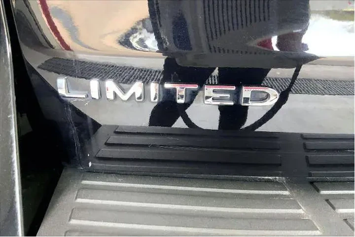 $39991 : Ford Expedition 2024 4x2 Lim image 9