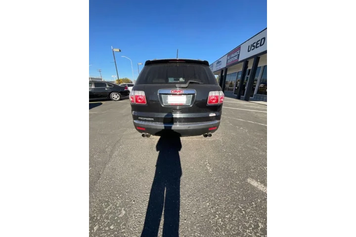 2012 GMC Acadia SLE image 8