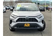 $27900 : Toyota RAV4 2024 AWD LE 4dr thumbnail