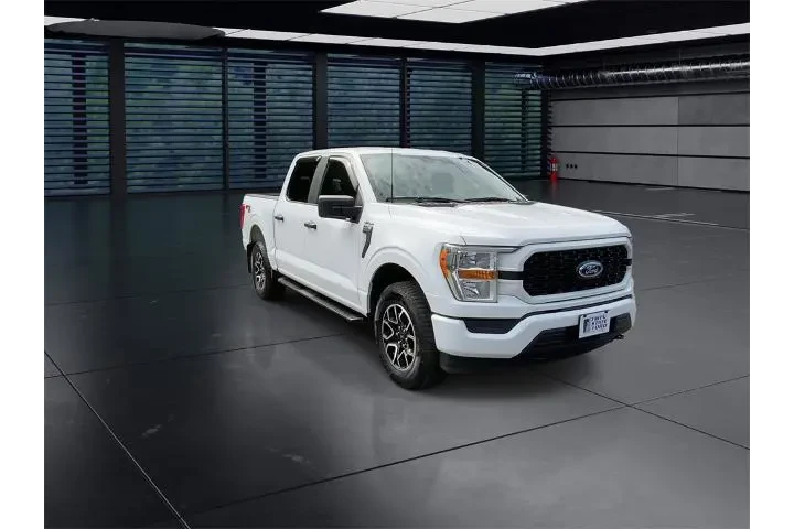 $39872 : Ford F-150 2022 4x4 XL 4dr S image 2