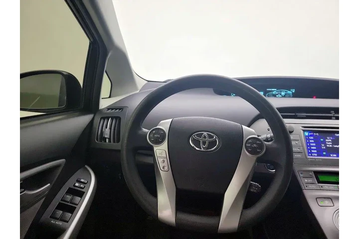 $15998 : Toyota Prius 2015 Three 4dr image 10