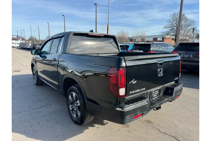 $12980 : 2017 Ridgeline RTL 4x4 Crew C image 6