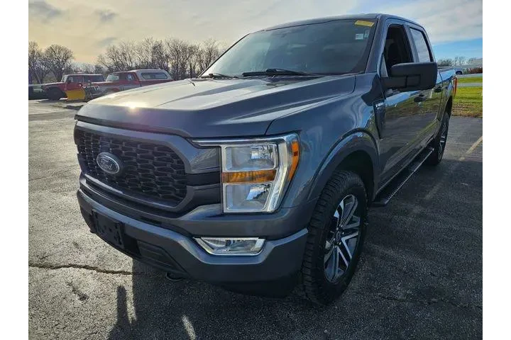 $29000 : Ford F-150 2022 4x4 XL 4dr S image 3