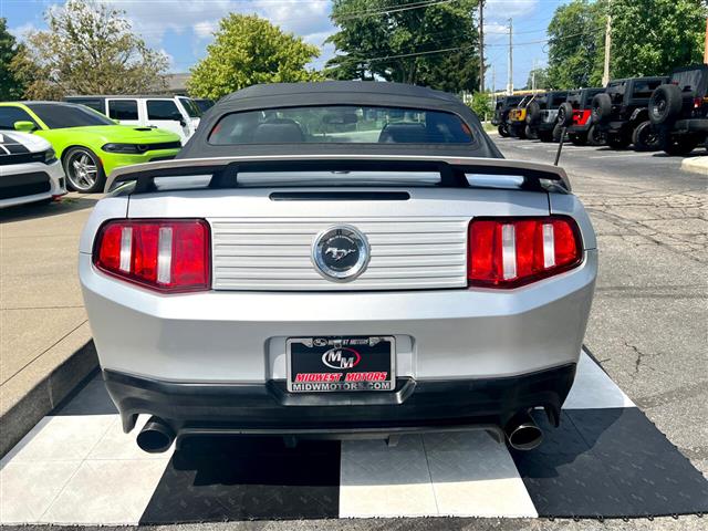 $20591 : 2012 Mustang 2dr Conv GT image 10