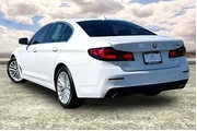 $25991 : BMW 5 Series 2021 530e 4dr S thumbnail