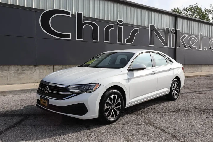 $19187 : 2022 Jetta S Auto image 1