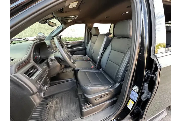 $37750 : 2022 Tahoe Fleet image 8