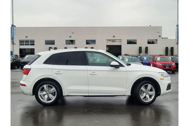 $13788 : Audi Q5 2018 AWD 2.0T quattr image 4