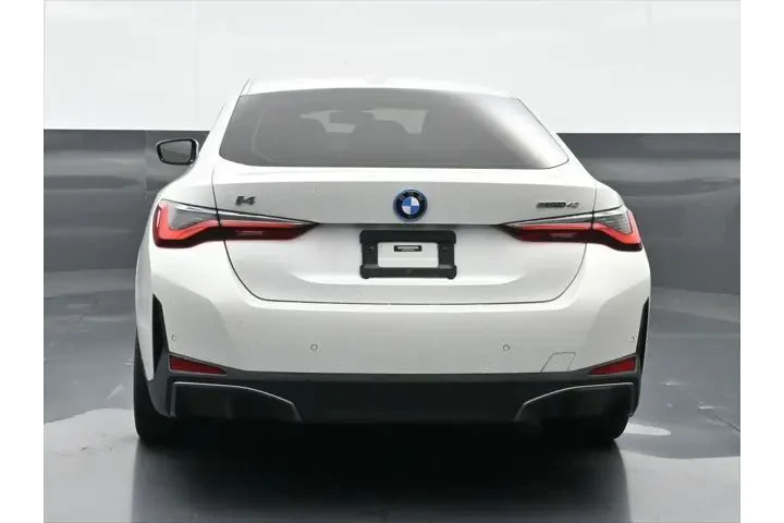 $38591 : BMW i4 2023 eDrive40 Gran Co image 3