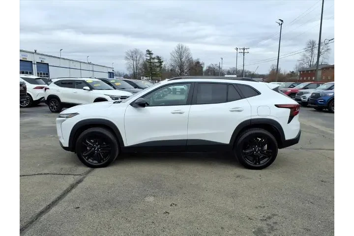 $27988 : Chevrolet Trax 2025 ACTIV 4d image 6