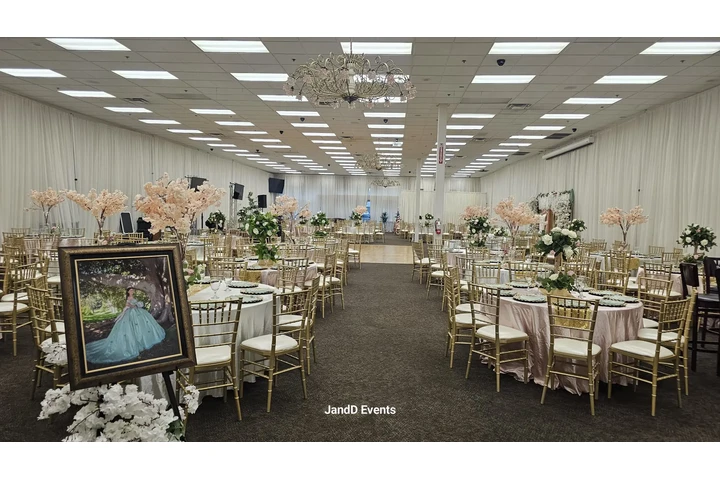 salon de fiestas en Gardena C image 10