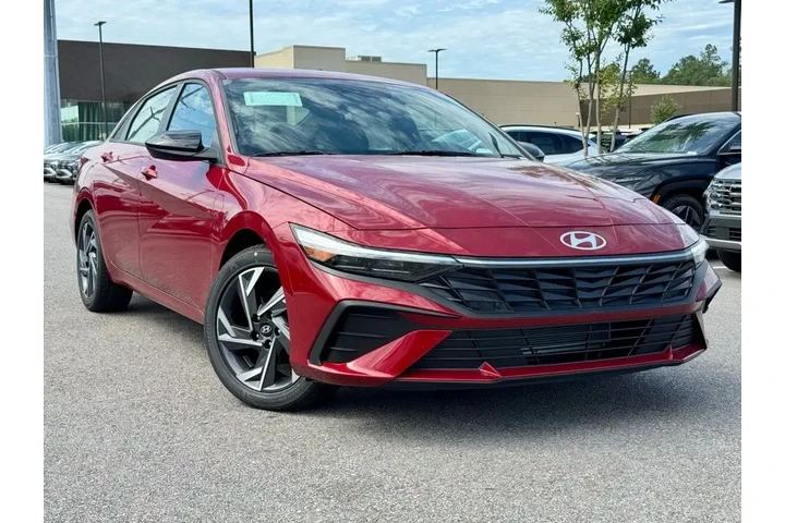 $22777 : Hyundai ELANTRA 2025 SEL Spo image 1