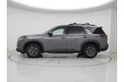 $28998 : Nissan Pathfinder 2023 SV 4d thumbnail