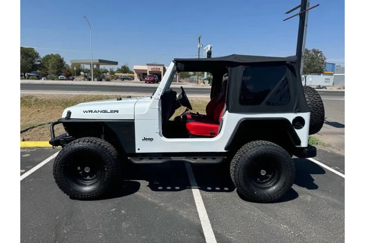 1997 Wrangler SE image 2