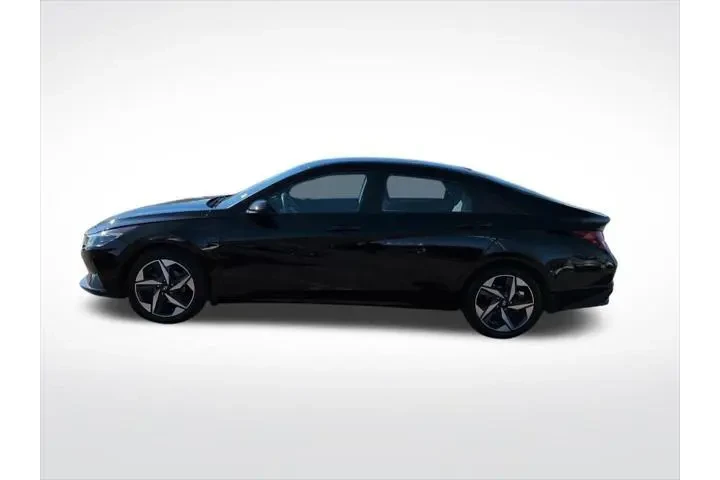 $17900 : Hyundai ELANTRA 2023 SEL 4dr image 5