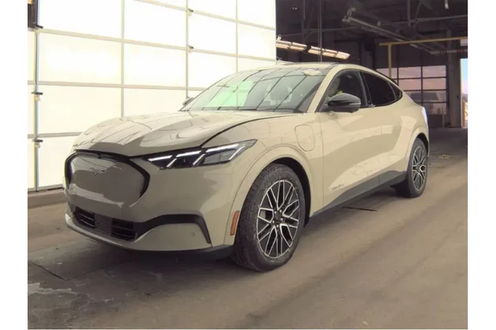 $35599 : Ford Mustang Mach-E 2025 AWD image 2