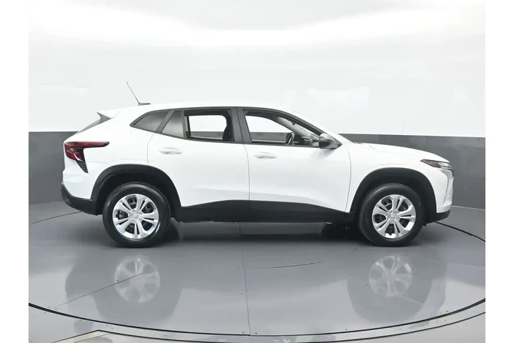 $19489 : Chevrolet Trax 2024 LS 4dr C image 7