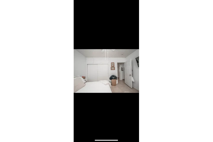 $3300 : CASA DE 3 RECÁMARAS Y UN BAÑO image 4